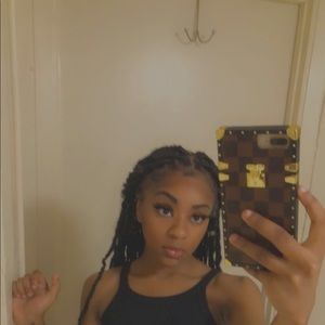 Meet your Posher, Destiny